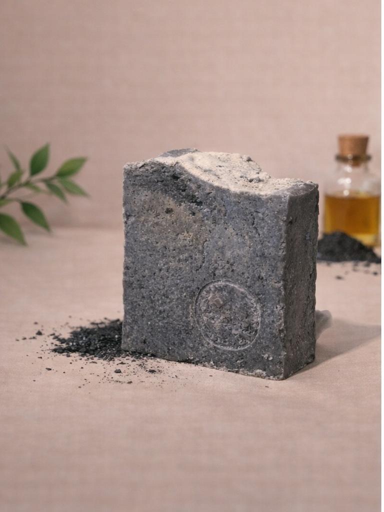 Black Sand Beach (Specialty Bar)
